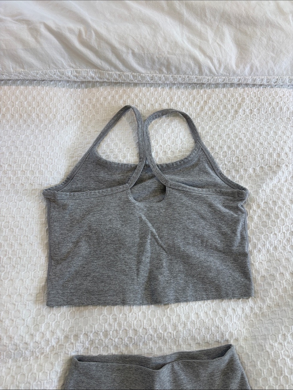 Beyond Yoga - Cropped Tank & High-Waist capri Leggings - Picture 6 of 8